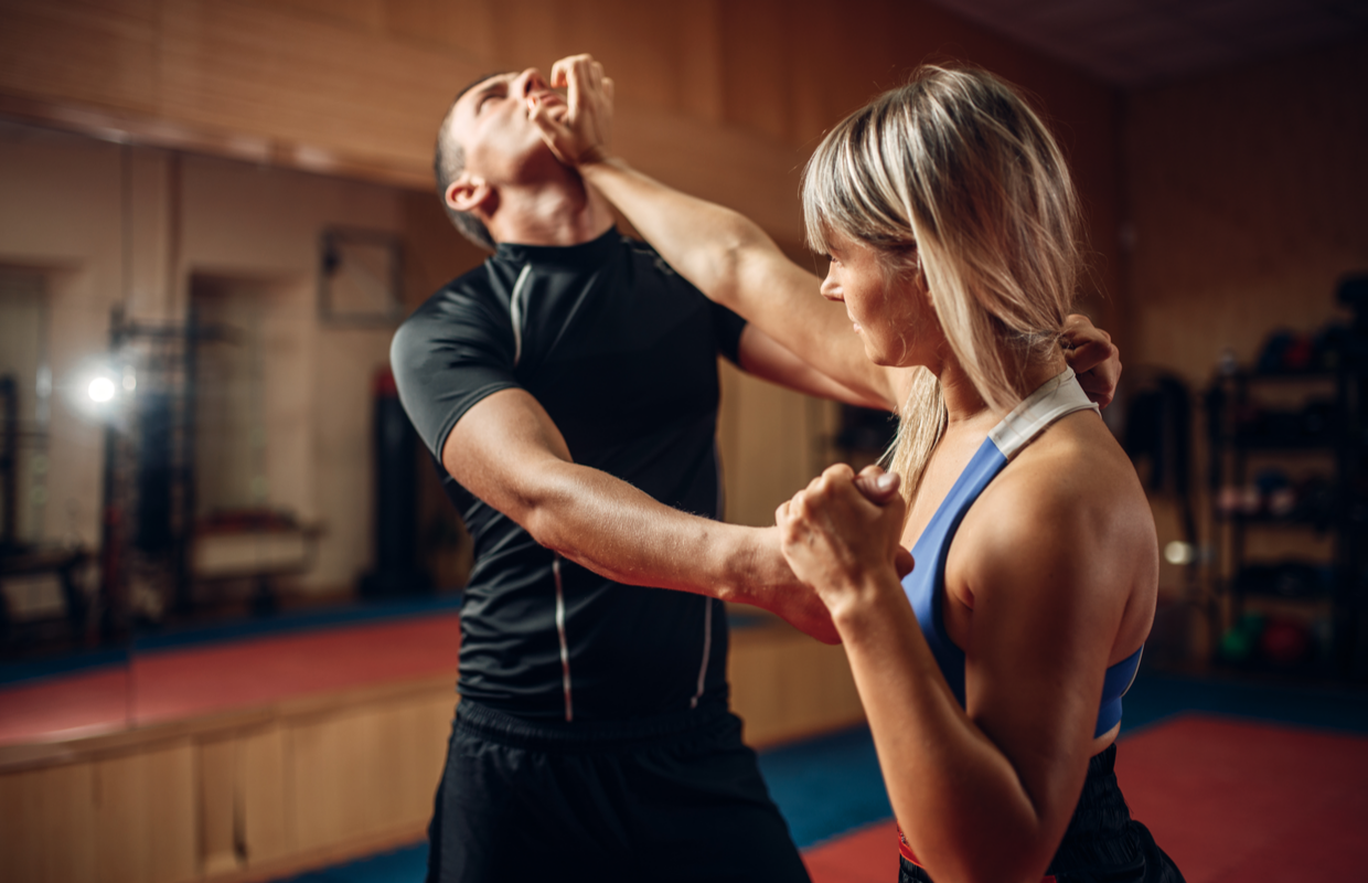 self defense moves step by step